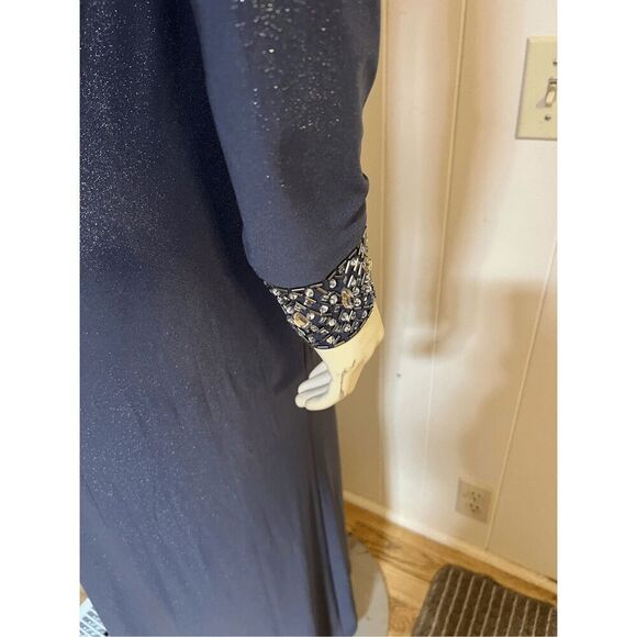 Alex Evenings Glittery Dark Gray Ruched Side floor Lengh Gown W/jeweled cuffs 8 - Picture 9 of 11